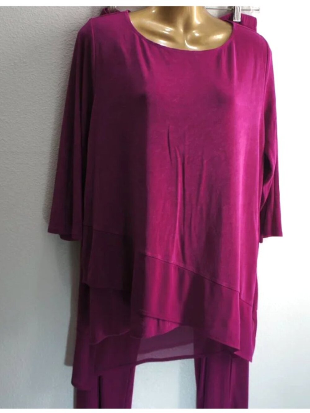 Chico's Travelers pink top/pants outfit size 3, 3 short